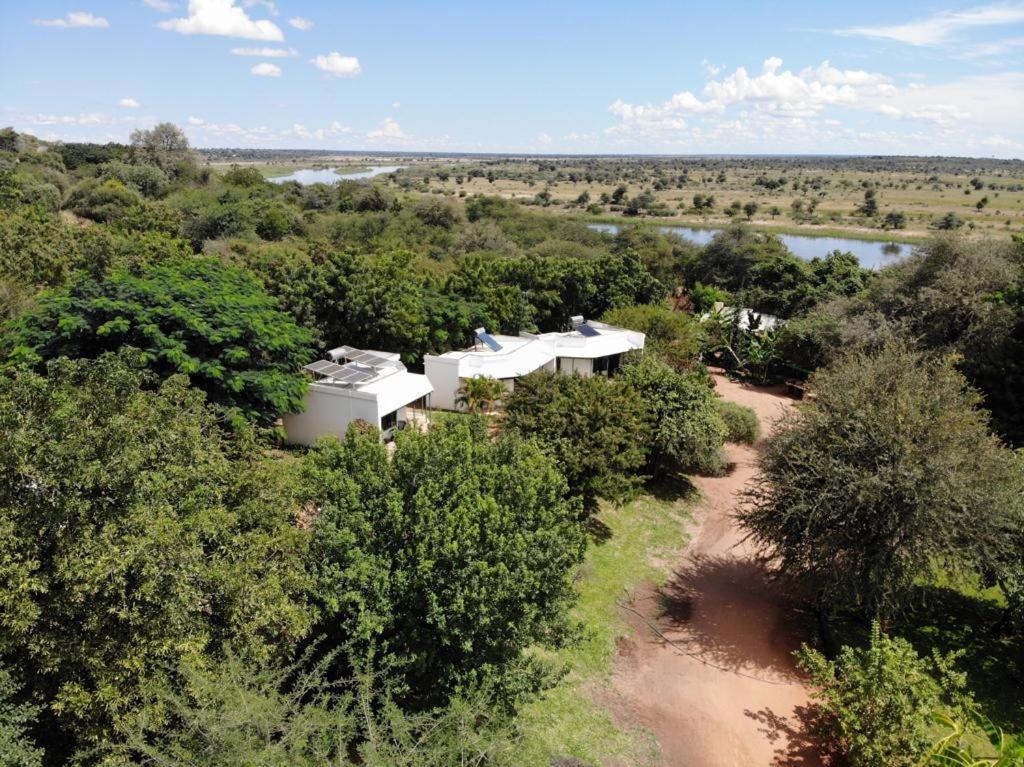 Tambuti Lodge Rundu Extérieur photo